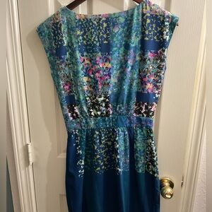 Boat neck cap sleeve multi color dress